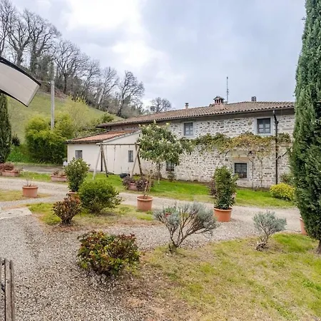 Country house Ala Di Maniero In Valdrago In Toscana, Nel Mugello Sulle Colline Di Firenze Autodromo Mugello Circuit *