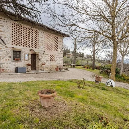 Ala Di Maniero In Valdrago In Toscana, Nel Mugello Sulle Colline Di Firenze Autodromo Mugello Circuit Country house