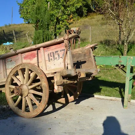 Ala Di Maniero In Valdrago In Toscana, Nel Mugello Sulle Colline Di Firenze Autodromo Mugello Circuit *