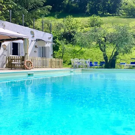 Ala Di Maniero In Valdrago In Toscana, Nel Mugello Sulle Colline Di Firenze Autodromo Mugello Circuit Country house